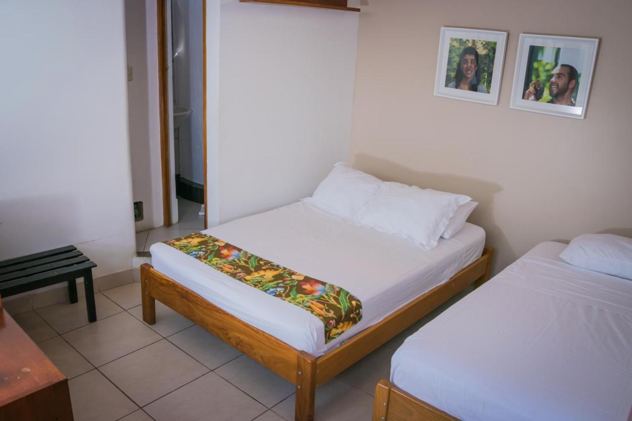Hostal "Centrika" Tarapoto Exterior foto