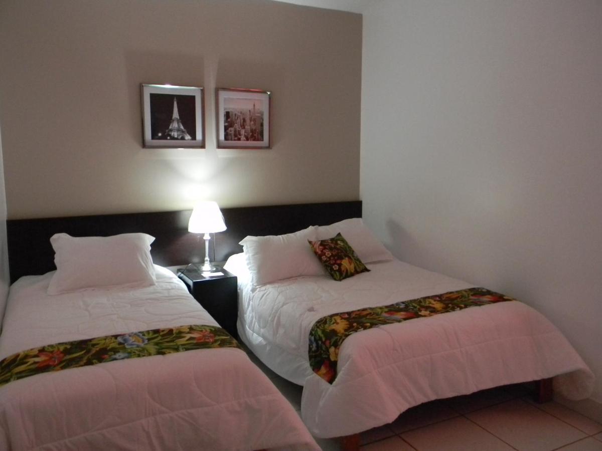 Hostal "Centrika" Tarapoto Exterior foto