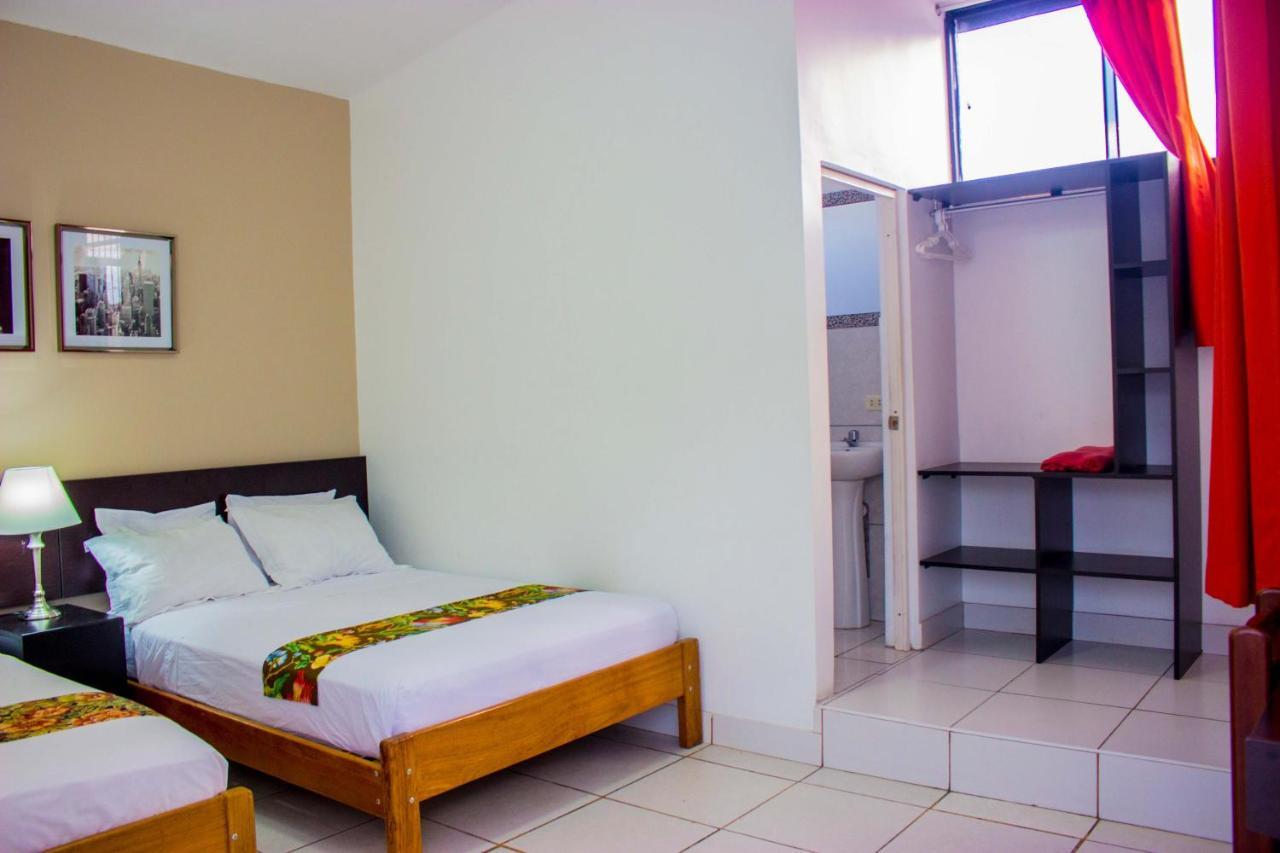 Hostal "Centrika" Tarapoto Exterior foto
